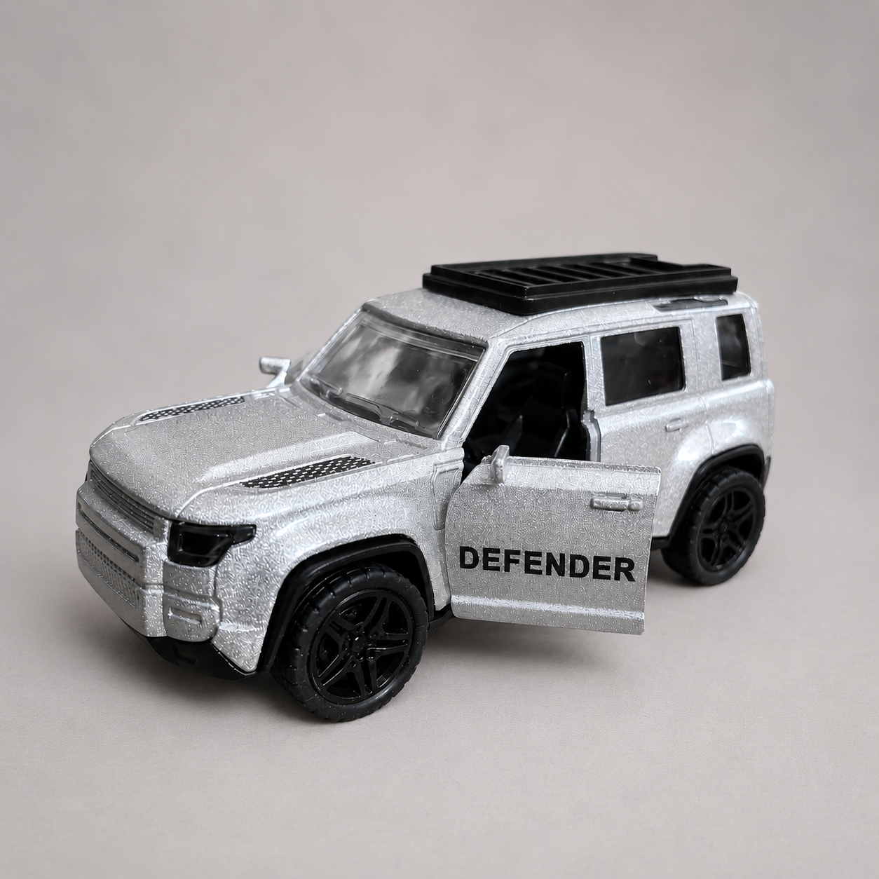 Land Rover Defender Silver Diecast Pull-Back Car with Roof Rack