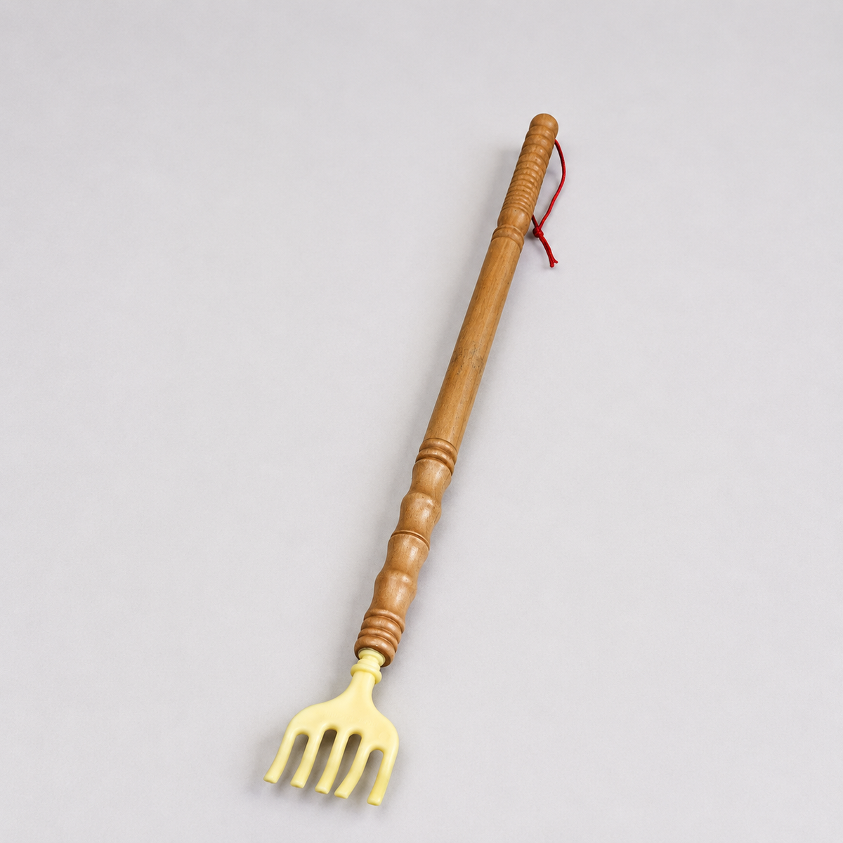 Wooden Back Scratcher with Massage Claw | Long Handle Traditional Back Scratcher