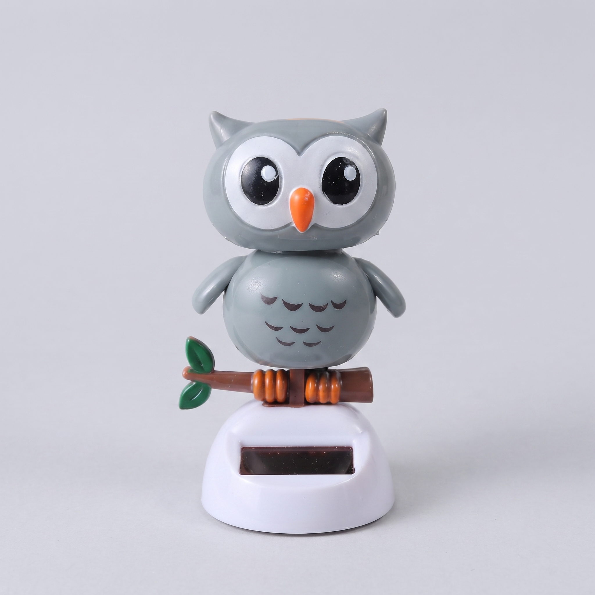 Solar Powered Dancing Bobble Head Toy – Cute Car Dashboard & Desk Figure